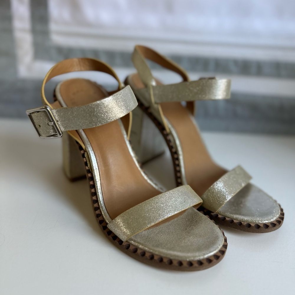 Marc Jacob’s Leather Heeled Sandals sz 8.5 (38.5)
